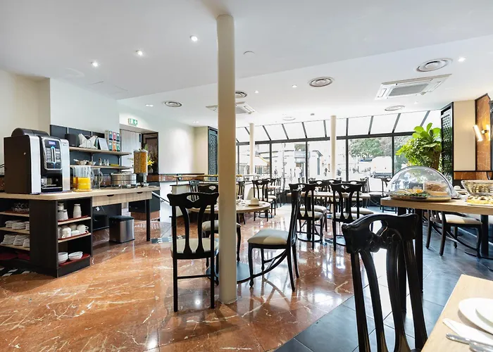 Otel Opera Lafayette 3*