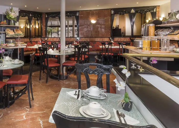 Opera Lafayette Otel 3*