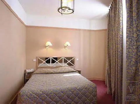 Opera Lafayette Otel